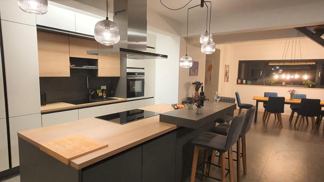 Apartments Marina Оміш Екстер'єр фото